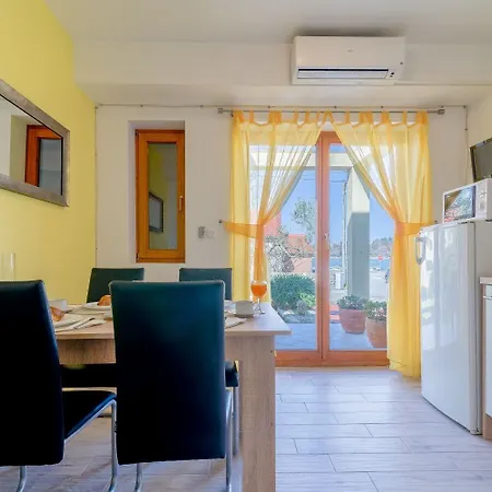 Bosko Apartment *