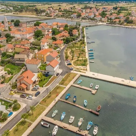 Apartment Bosko *